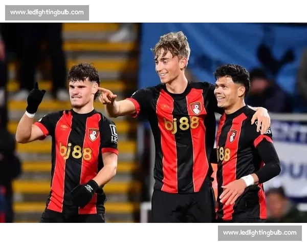 英超焦点战利物浦迎战伯恩茅斯争夺关键三分前瞻红军主场走势解析